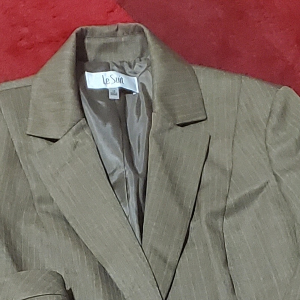 LeSuit Women's Olive Pantsuit (Brand New)